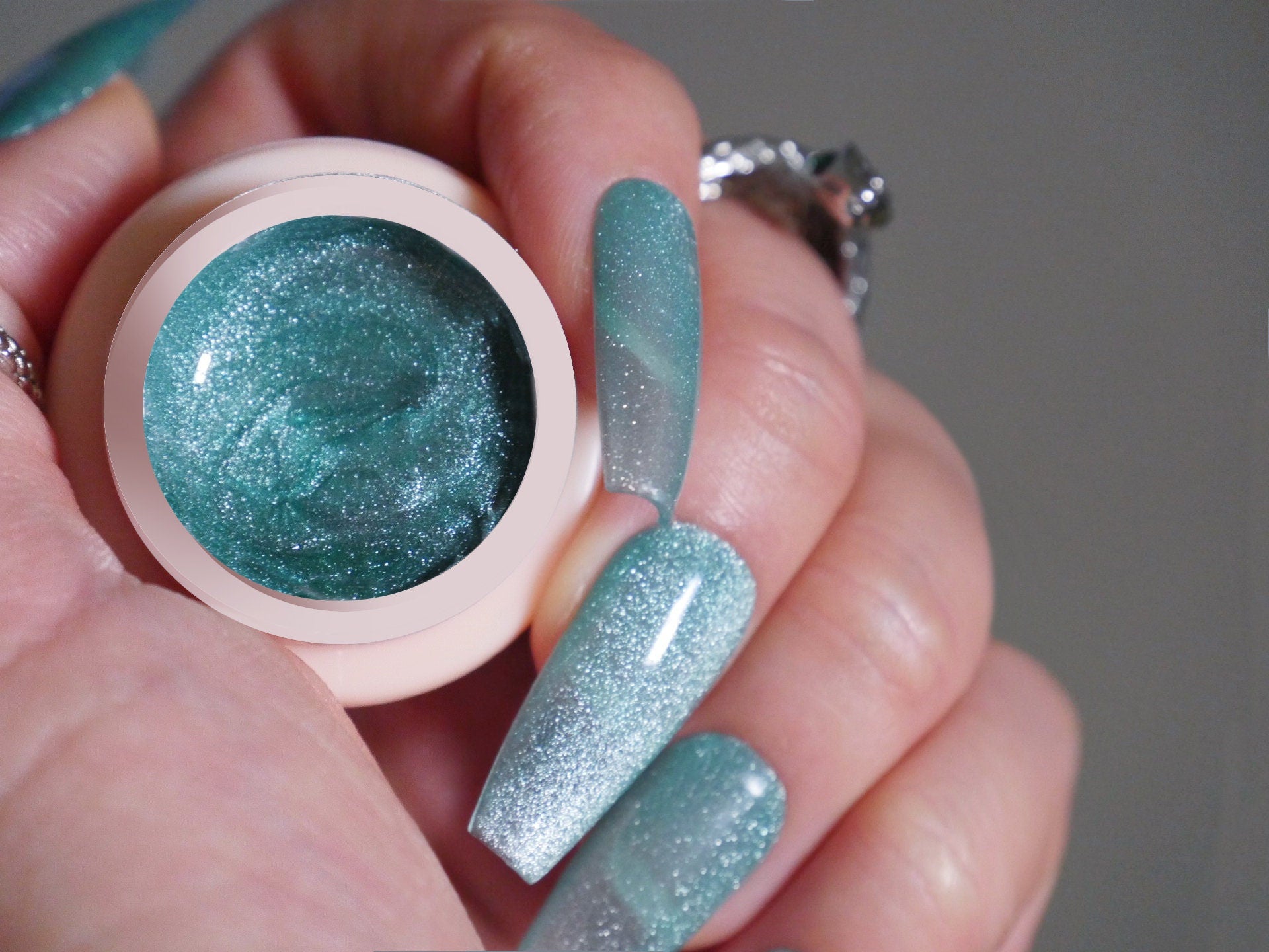 5ml Ocean Green Cat Eye Snowlight UV Gel – MakyNailSupply