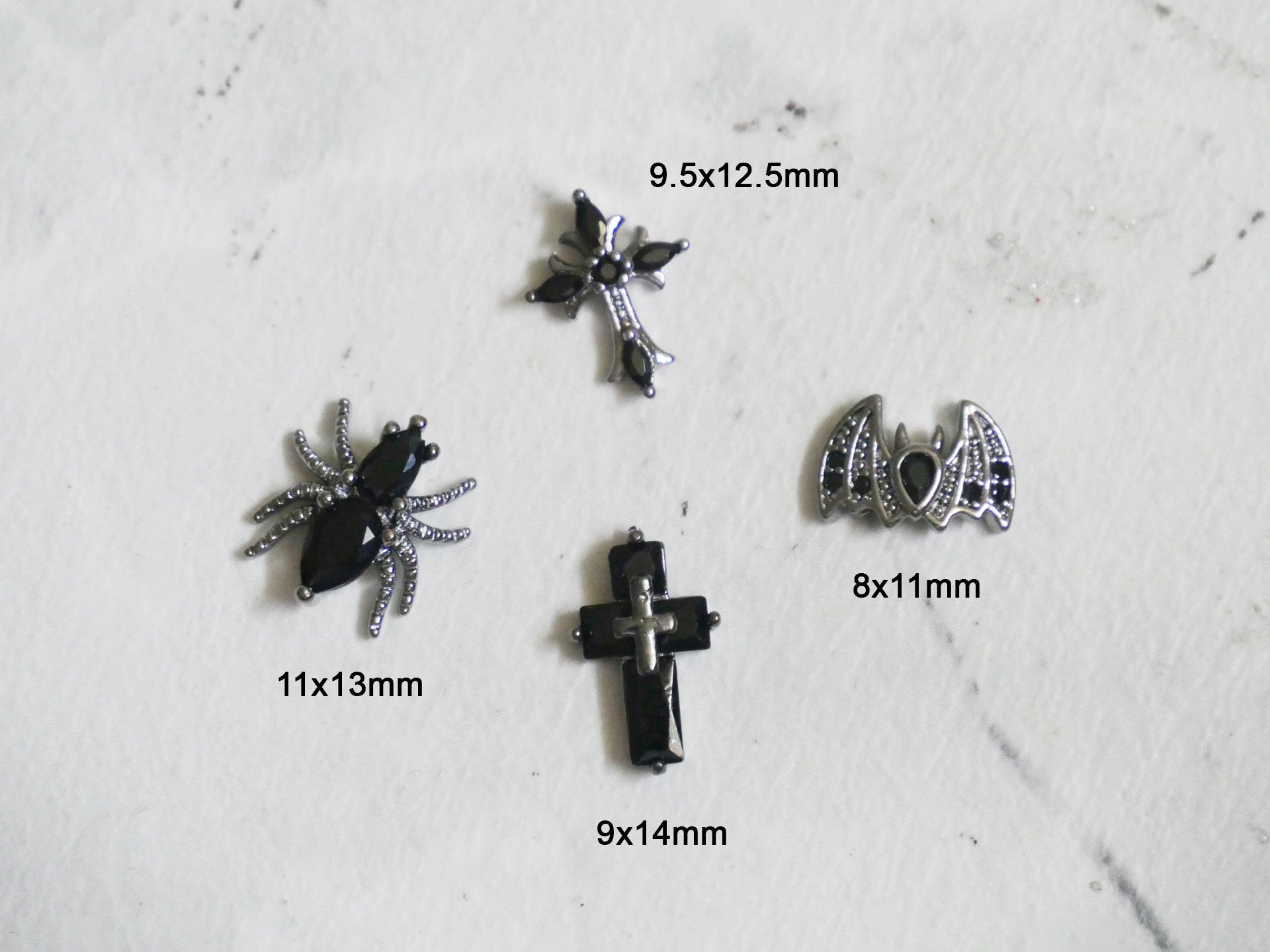 4pcs Black Zircon Spider Cross Bat Nail Decals/ Spooky Darkness Witch Nail DIY/ Horror Party Halloween 3D Punk Nail Jewelry Charms